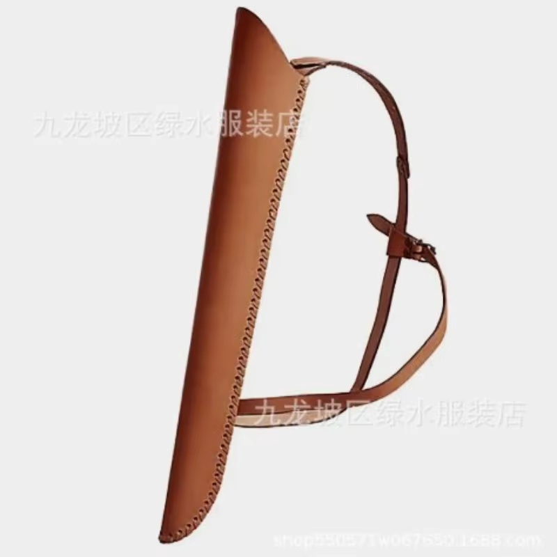 Cosplay Prop Designer - New Archery Gear Backpack-Style Quiver Convenient